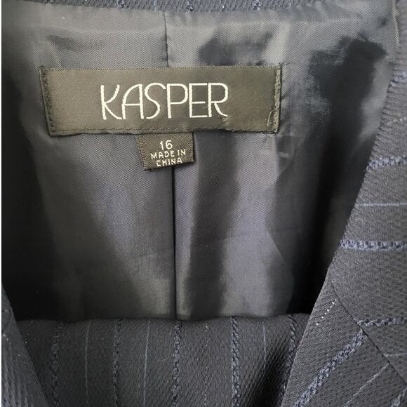 Vintage Navy Blue Kasper Metallic Pinstripe Blazer and Pant Suit - Size 16 - Picture 4 of 7